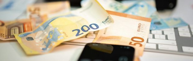 Jurist hekelt ‘exittaks’: ‘Staat wil blijven plukken van de slaaf die plantage wil ontvluchten’