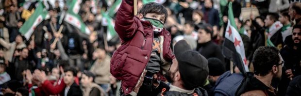 Verbazing over ‘Allahu akbar’-roepende menigte in Utrecht na val Assad: ‘Nederland is een bezet land’