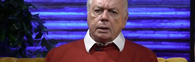 David Icke blijft niet welkom in Nederland, minister doodsbang voor verspreiding van zijn ‘complottheorieën’