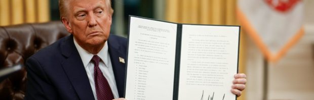 Trump steunt omvangrijk mRNA-vaccinatieproject en dat valt niet in goede aarde: dit is hij van plan