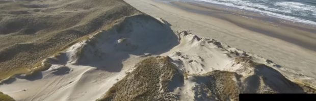 Video: ‘Hier zijn geen hoge duinen en is geen bescherming, dat is een leugen’