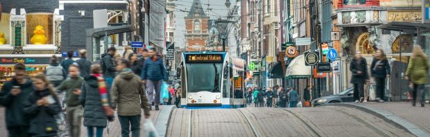‘Als de oversterfte nog wat langer op piekhoogte blijft hangen zijn we op weg naar de slechtste cijfers ooit’