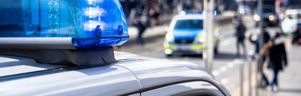 Klop, klop, gedachtepolitie! ‘Doodeng deze censuur in Duitsland’