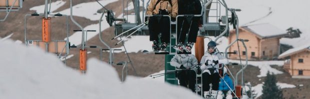 ‘Scam van de eeuw’: De helft van het geld is weg en de rijkste mensen in de Europese skiresorts zijn nu Oekraïners