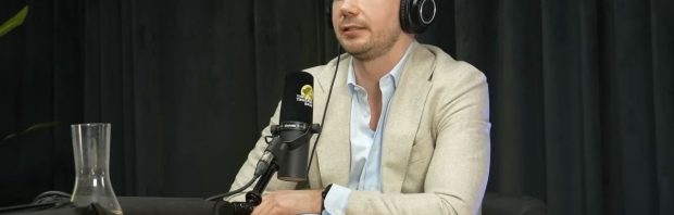 Gideon van Meijeren doet onthullingen over Demmink en ritueel kindermisbruik: ‘De waarheid moet aan het licht komen’