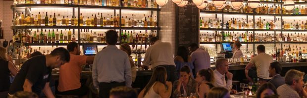 Waarom raken mensen verslaafd aan alcohol?