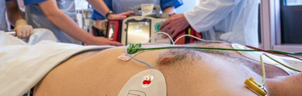 Ambulancebroeder: ik heb talloze afschuwelijke dingen gezien die het gevolg zijn van de experimentele prikken