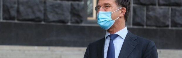 Brisant Woo-document over mondmaskers en persmomenten opgedoken: ‘Alles voor de foto’s, voor de bühne’