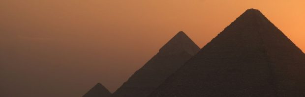 Verborgen tombe ontdekt door wetenschappers die onderzoek doen naar enorme stad onder piramides van Gizeh