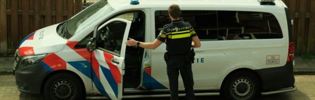 Politie maakt excuses voor huisbezoek aan demonstrant, hoe anders ging het er in coronatijd aan toe