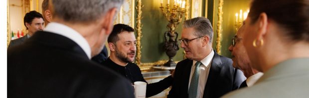 Zie hoe premier Schoof staat te wachten tot hij Zelensky een knuffel mag geven: ‘Volstrekt gestoord circus’