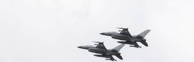 ‘Symbolische klap voor Oekraïense leger’: door Westen geleverde F-16 neergehaald, piloot omgekomen