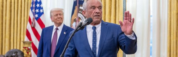 Kennedy legt hier ‘de extreme gevaren’ van telefoonstraling uit