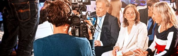 NSC stemt tegen motie over stoppen met gratis taxivervoer voor asielzoekers: ‘De nieuwe NSB binnen de regering’