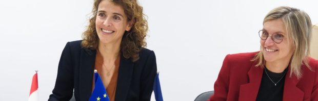 Ambtenaren hebben maling aan ‘klimaat’ en blijven massaal vliegen van ons geld: ‘Hypocrisie viert hoogtij’