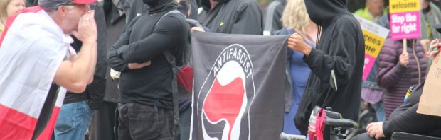 FVD krijgt Antifa in Nederland verboden en op de terreurlijst: kijk ook even wie tegenstemde