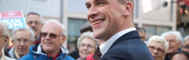 Openbare aanklacht tegen Samsom, secondant van Timmermans: ‘Hij was de man met de maniakale regelzucht, erger dan de DDR’