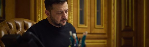 In Oekraïne is zojuist een complot aan het licht gebracht waar een partijgenoot van Zelensky bij betrokken is