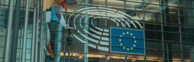 Europees Parlement blokkeert vervolging van ‘ranzig’ extreemlinks parlementslid dat tegenstanders zwaar fysiek verwondde