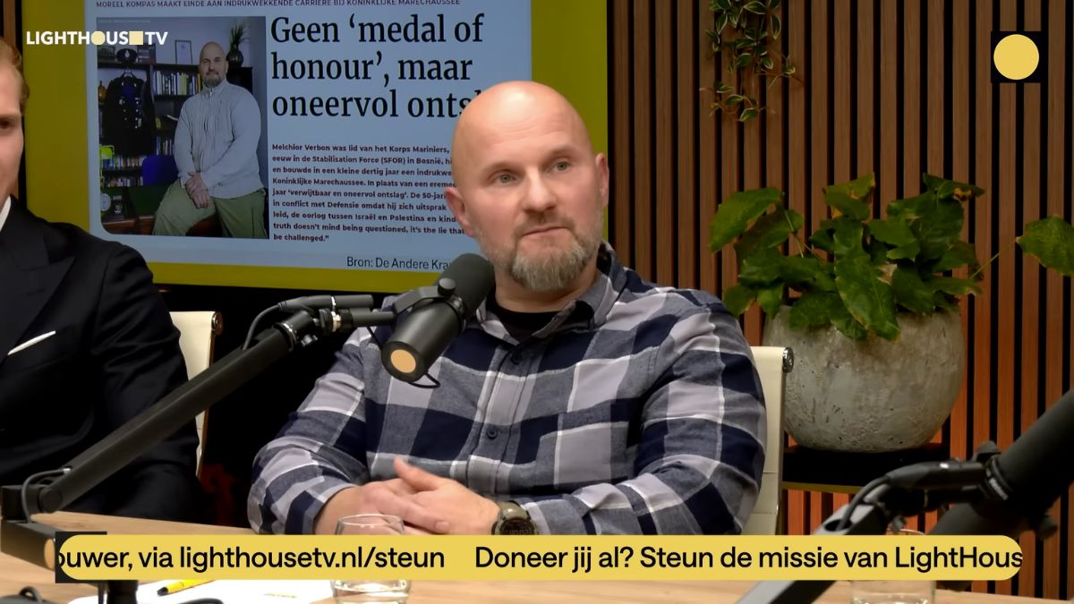 ‘Verwijtbaar en oneervol ontslag’ voor marechaussee die zich uitsprak over coronabeleid en ritueel kindermisbruik