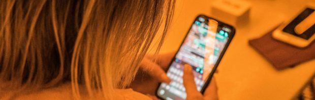 ‘Het adviesrapport waar de uitrol van 5G in Nederland op is gebaseerd, is ronduit frauduleus’