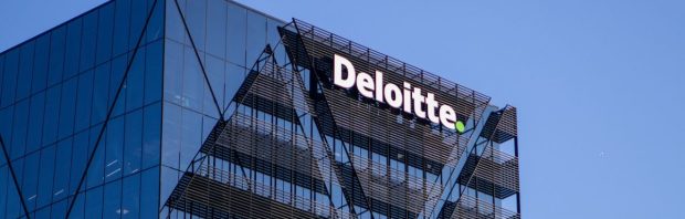 Hoe de 4 grootste accountantskantoren zijn gekoppeld aan het World Economic Forum