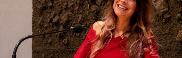 GroenLinks-Kamerlid haalt hard uit naar ‘wappies’ die geen ‘simpele’ test wilden doen, en wordt overstelpt met kritiek