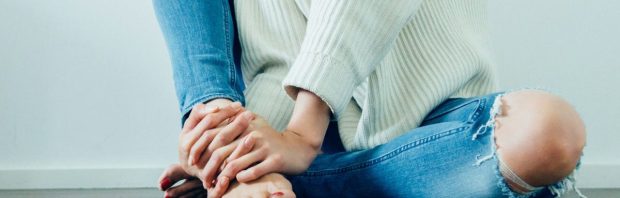 De gruwelijke gevolgen van 1 covidprik: ‘Wat ooit een zorgeloze cyclus was, is veranderd in een maandelijkse martelgang’