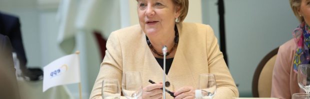 Angela Merkel ‘geeft toe dat stroom migranten richting Duitsland moest dienen om AfD electoraal terug te dringen’