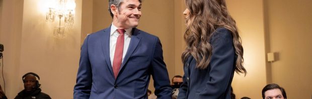 Opgestapte topfunctionaris VS over Iran: “Wij financieren de mensen die onze eigen troepen aanvallen”