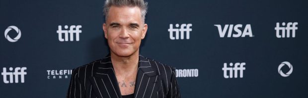 Robbie Williams deelt bizarre ‘reptiel-ervaring’ op de radio