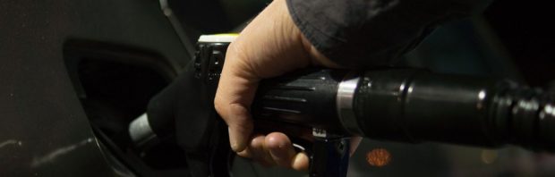 Vlaams Parlement stemt in met EXTRA belasting op brandstoffen en aardgas: ‘Dit hou je niet voor mogelijk’