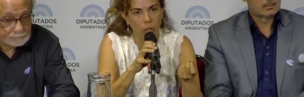 Argentijnse biotechnologe onder vuur na onderzoek naar COVID-19-vaccins: “Ze proberen ons het zwijgen op te leggen”