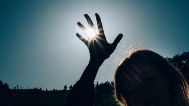 Arts: “Ze hebben ons decennialang bang gemaakt voor de zon”