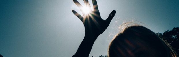 Arts: “Ze hebben ons decennialang bang gemaakt voor de zon”