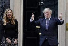 Ex-parlementslid: ziekenhuisopname Boris Johnson tijdens coronacrisis was "geënsceneerd"