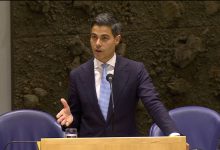 Deelname aan azc-protesten door politici is volgens Jetten opruiing, maar deelname aan demonstraties met terroristen niet 9 azc