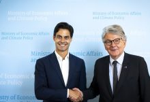 Statement premier Jetten over azc-protesten zet kwaad bloed: 'Misselijkmakend'