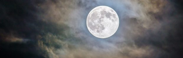 ‘Alienbasis’ op achterkant maan: Pentagon geeft geheime NASA-opname uit 1972 vrij
