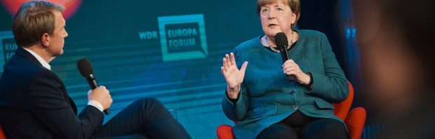 Angela Merkel ontvangt EU-onderscheiding voor haar bijdrage aan de vernietiging van Europa