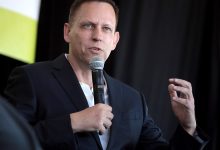 Dialog-netwerk Peter Thiel ontmaskerd: elite plant toekomst in het geheim