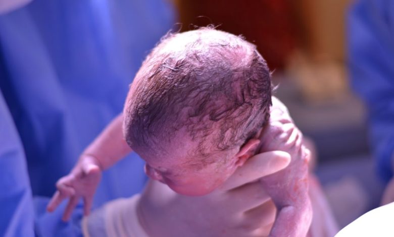 Geboortedaling na coronavaccinatie: tienduizenden baby's die er niet zijn