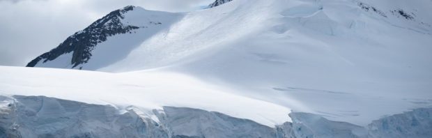 Mysterieus signaal onder Antarctisch ijs trotseert alle bekende natuurkunde
