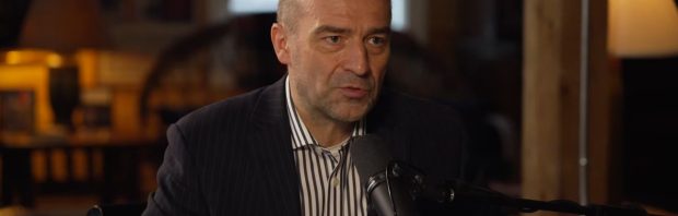 Elke grote oorlog begint onder valse voorwendselen en de centrale banken zitten er achter (econoom legt uit)
