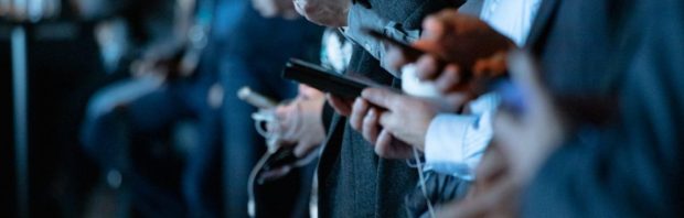 Socialmediaverbod jongeren en digitaal paspoort: wat staat ons nog meer te wachten?