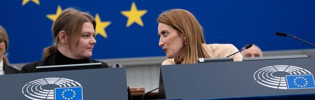 EU wil stemming over Chat Control er via een spoedprocedure doordrukken, Europarlementariërs slaan alarm