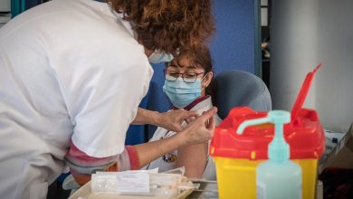 10 tegen 5: nieuw onderzoek werpt schaduw over de goedkeuring van Pfizer