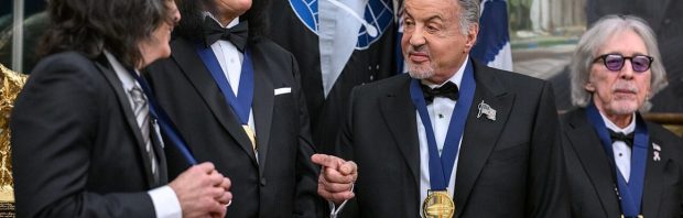 Van Rambo naar oorlogscriticus: Sylvester Stallone haalt uit naar de oorlogsmachine
