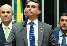 Gevluchte Bolsonaro: 'Braziliaanse verkiezingen zijn gestolen door criminele organisatie die een tirannie heeft gevestigd'
