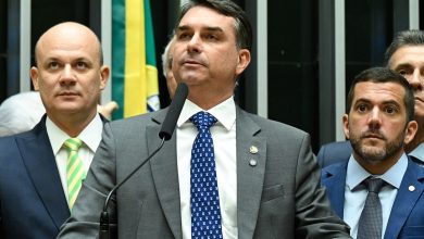 Gevluchte Bolsonaro: 'Braziliaanse verkiezingen zijn gestolen door criminele organisatie die een tirannie heeft gevestigd'